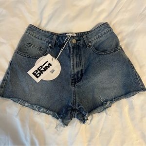NWT princess Polly shorts!